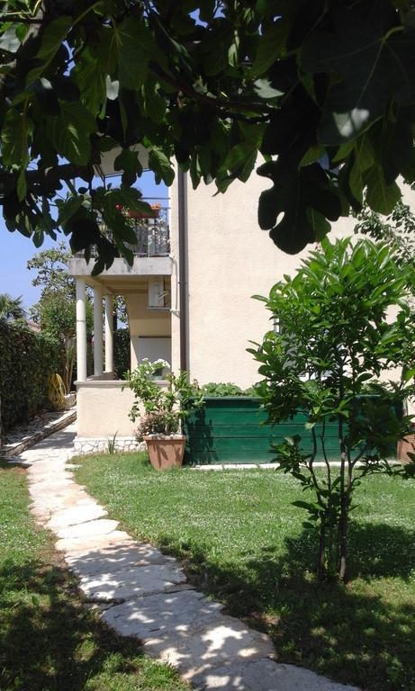 Apartment Laura Пореч Экстерьер фото